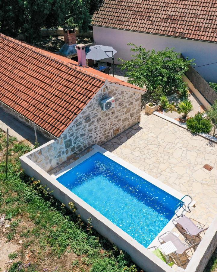 Holiday House Manuela Kruševo Exteriör bild