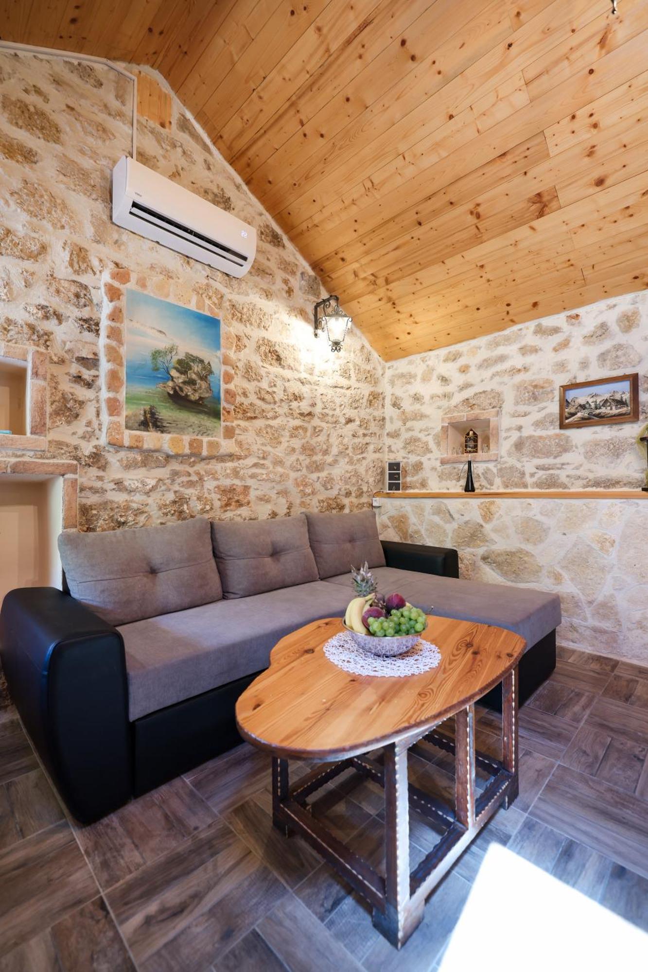 Holiday House Manuela Kruševo Exteriör bild